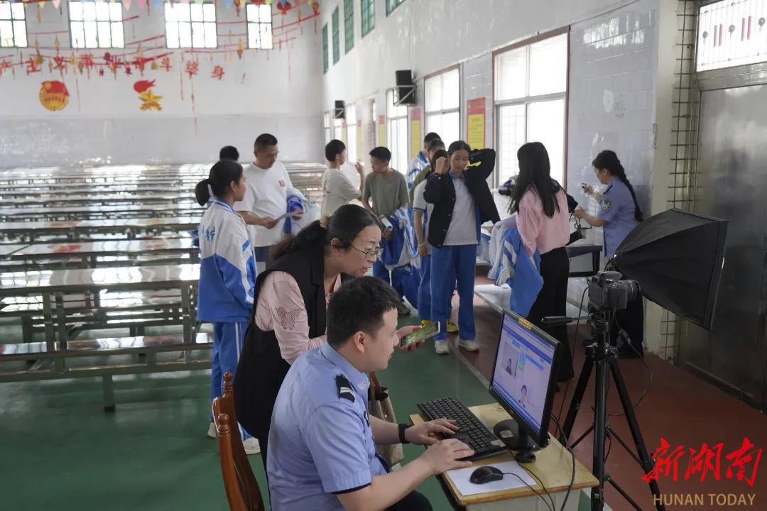 全力为学子护航，桃源公安人境大队“证”在加速