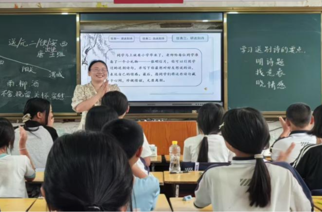 郴州市六完小赴华塘中心学校开展送教共研活动