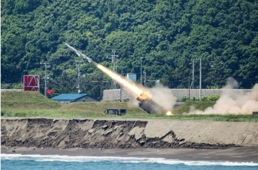 日本首次在本土进行“长射程”导弹发射训练 “醉翁之意不在酒”