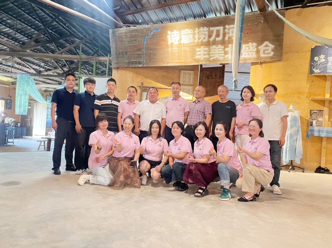 长沙快乐慈善促进会“快乐护青苗”：18万元护眼及智能设备点亮浏阳市燕舞洲完小