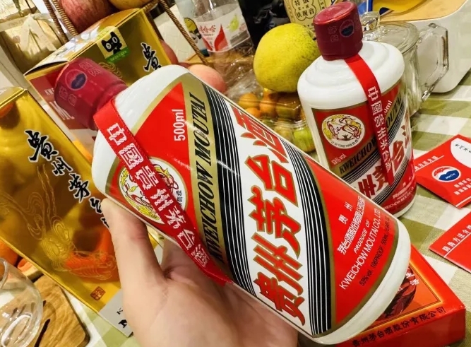“收了就赔钱”！飞天茅台跌至1780元，有店家暂停回收