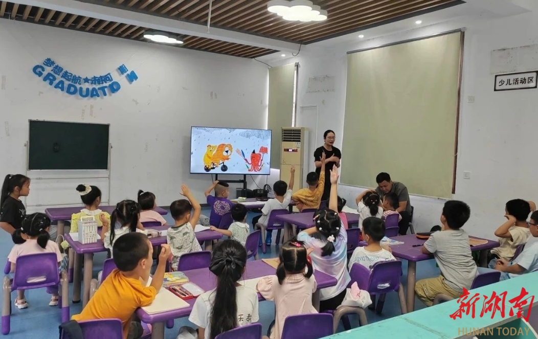 洪江区“嵩云试啼”活动服务群众近万人次