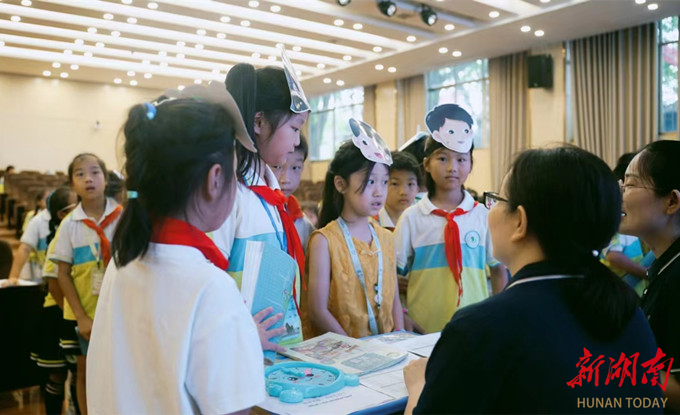 石门四完小：闯关竞风采 “英”韵绽活力