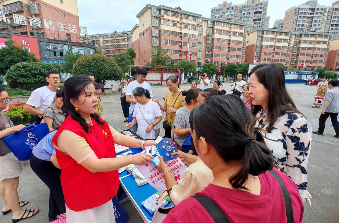 会同县妇联：筑牢家庭防线 守护无毒家园