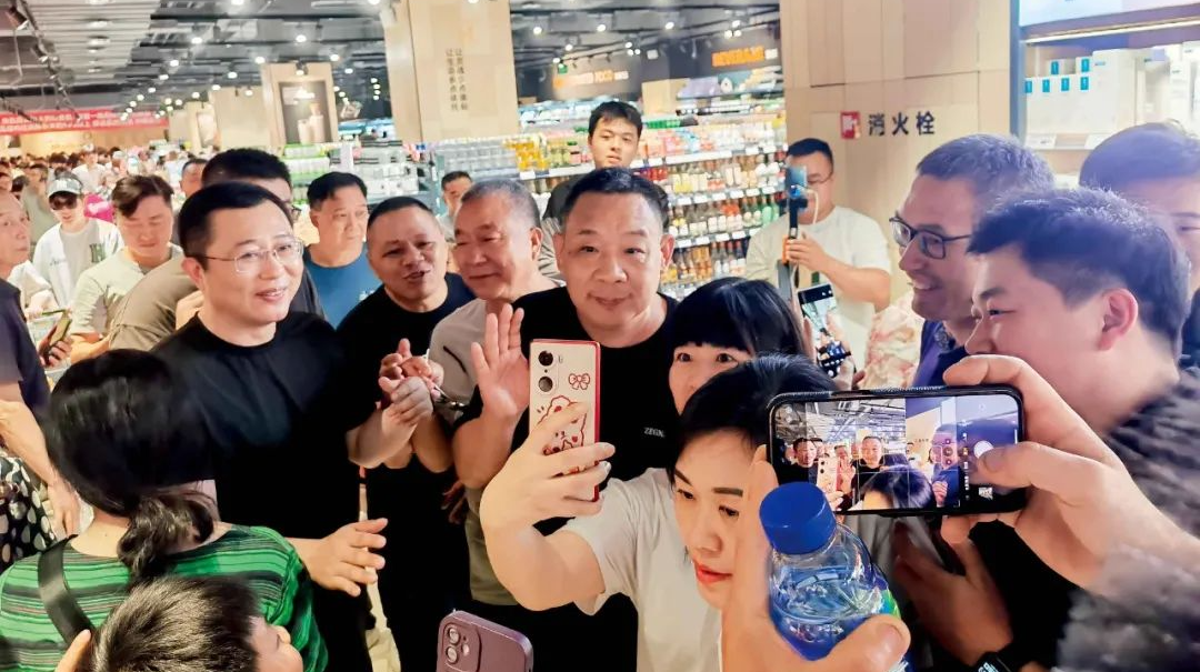 胖东来关店，因为只赚了8亿？