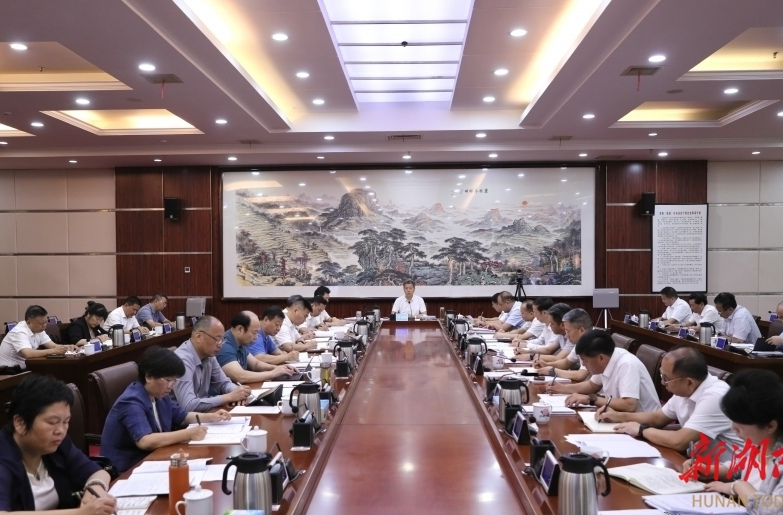 曾超群：全面夺取污染防治攻坚战“夏季攻势”新胜利