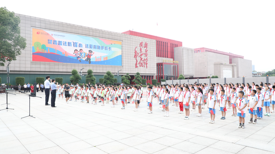 湖南司法行政戒毒系統(tǒng)深入開展全民禁毒宣傳月活動(dòng)