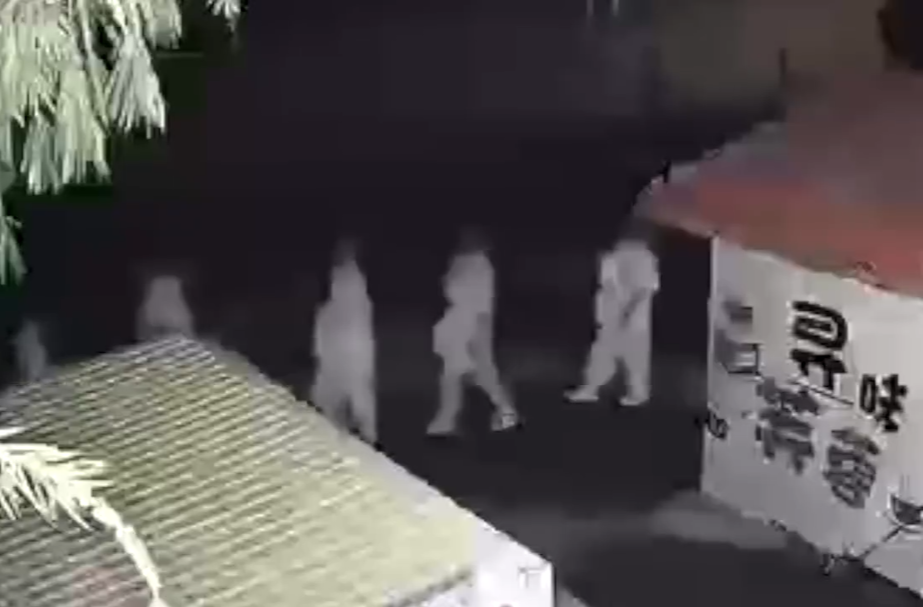 廣州花都50多人凌晨四點(diǎn)白衣列隊(duì)行走引關(guān)注，官方回應(yīng)