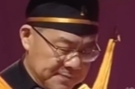 上戏毕业典礼院长讲话太有梗 网友：去上脱口秀吧！