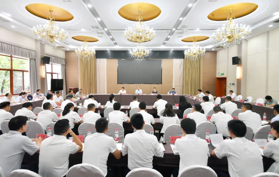 劉革安出席全市年輕干部作風建設座談會