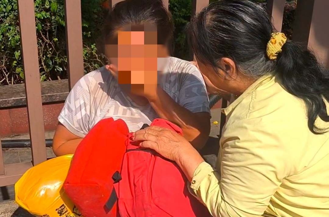 抑郁多年，认不出家人，志愿者帮助走失10年女子与家人团聚