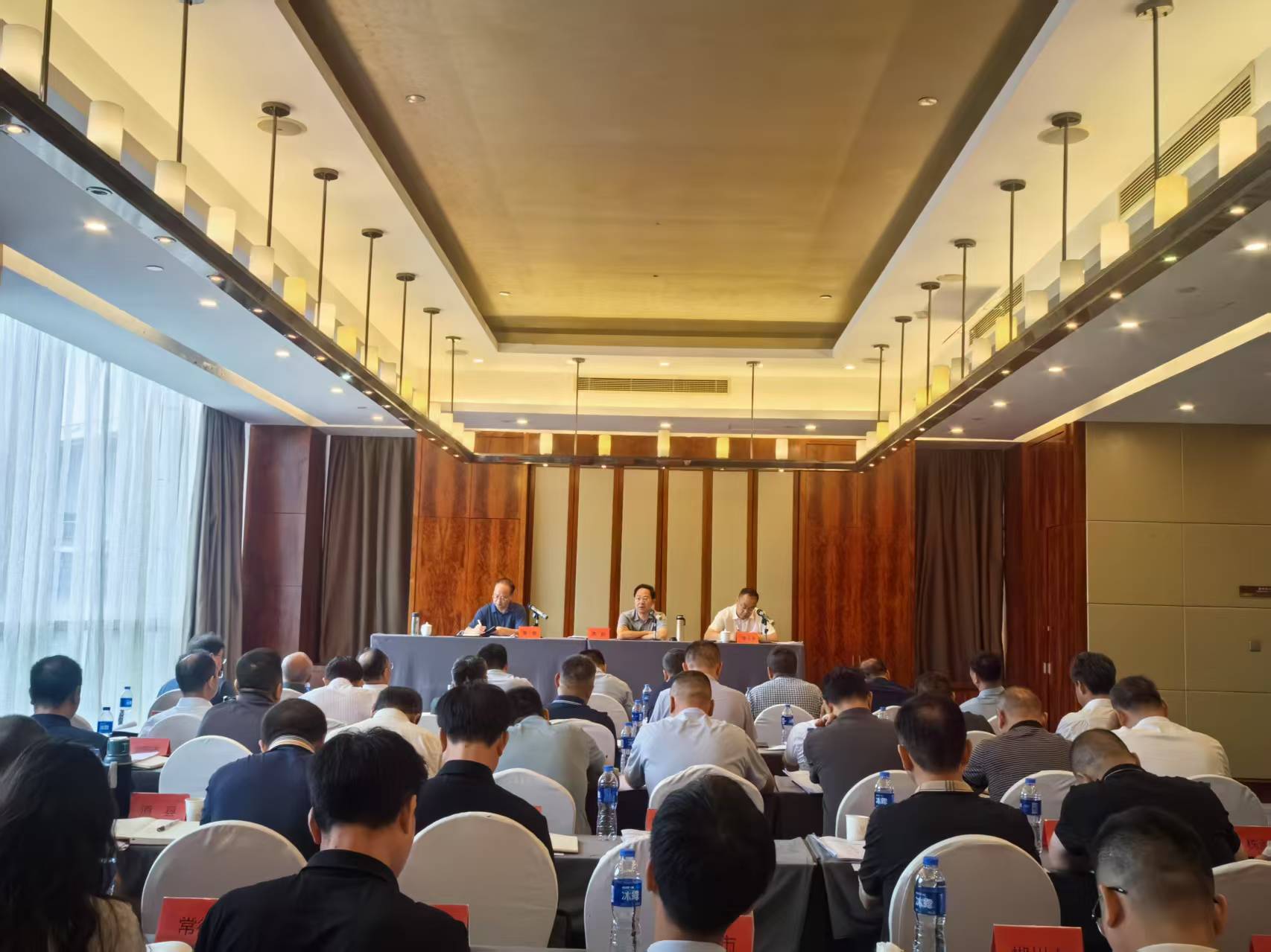 全省造林种草工作座谈会在长沙召开