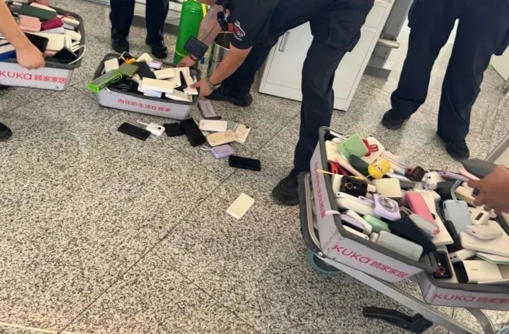 多平台紧急下架！千万别乱贴，涉嫌违法