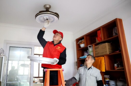 银辉闪耀基层治理一线——全省“银发三长”工作座谈会侧记