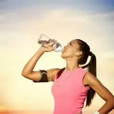 高温天，怎样喝水才正确？