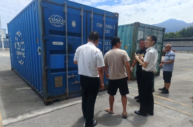 郴州陆港第六条全程提单线路开通 践行“区港联动” 实现“半日通关”