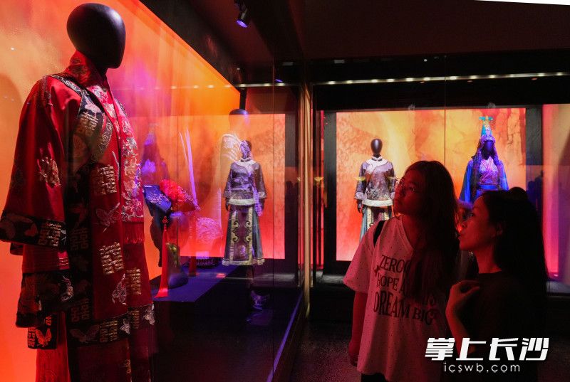 战国长沙帛画对话赤壁战船，湘博“对视”展织就时空神话