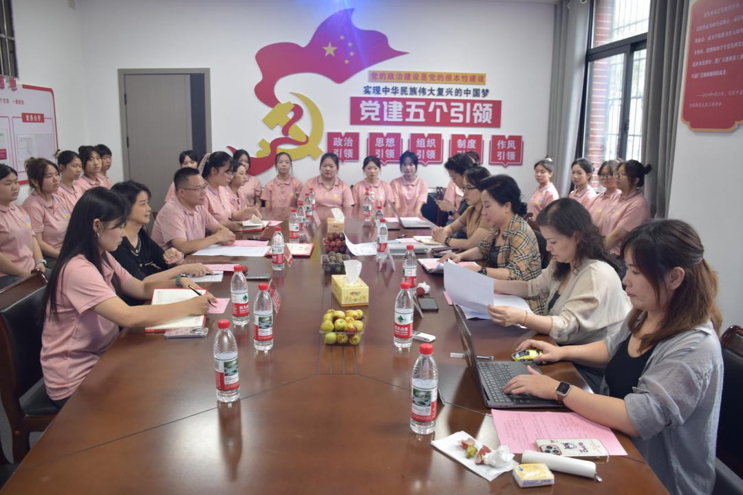 產(chǎn)教融合育人才  “托育工匠”譜新篇