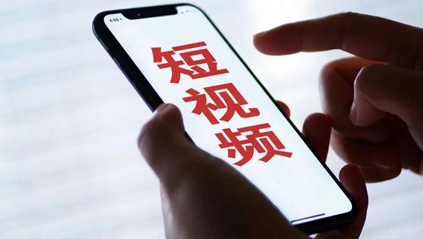 老年人为何上网成瘾？成瘾行为研究专家指出——手机非敌，孤独才是