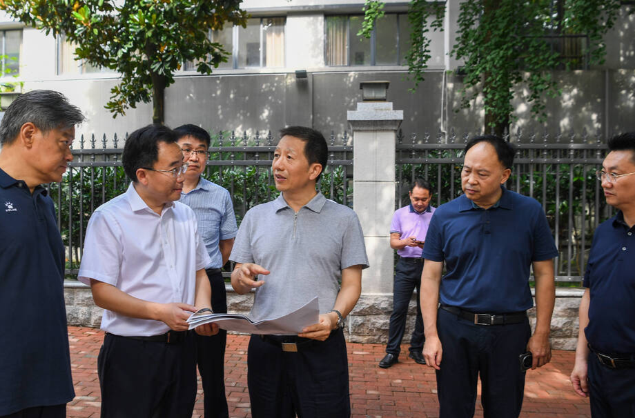许忠建专题调研主城区城市品质提升及榆树湾旅游产品设计情况