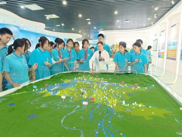 種下“熱愛科學(xué)”的種子！長沙市泉塘中學(xué)學(xué)生探秘湖南水電職院水電科普基地