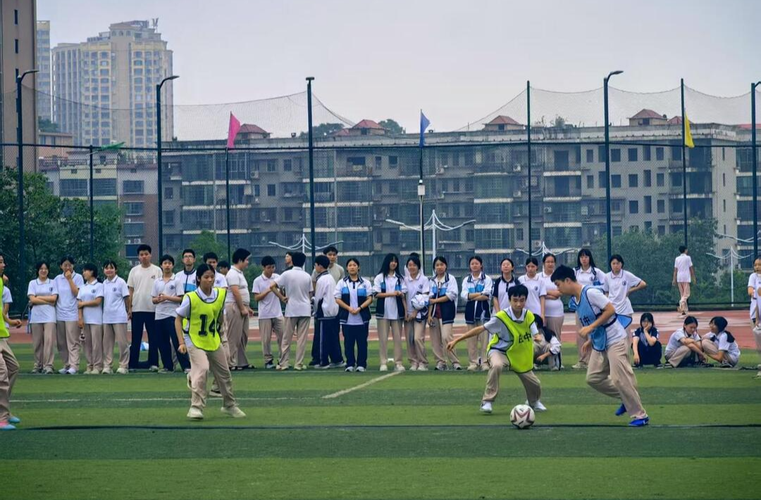 衡阳市田家炳实验中学初一年级足球比赛落幕