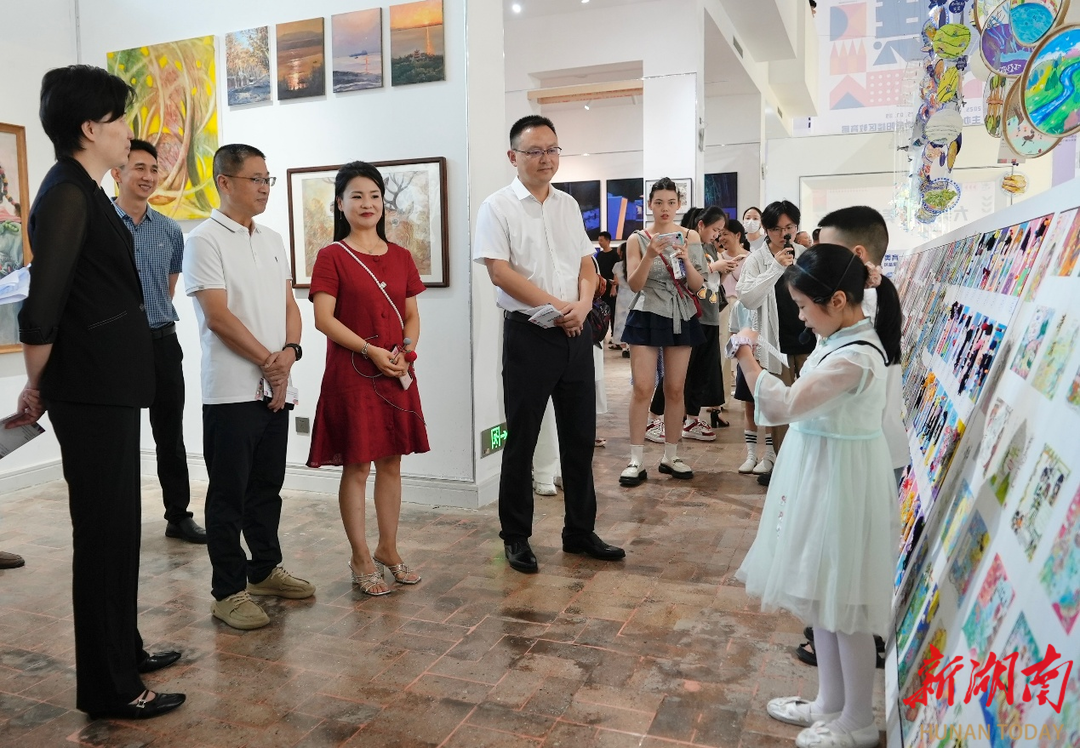 2025年岳陽樓區(qū)“超少年”視覺藝術(shù)展開幕