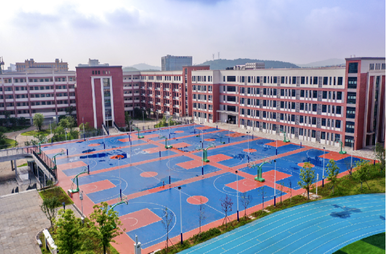 津津乐教・校长来了丨长郡智谷中学：办一所以学生为中心的学校