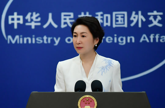 泰国总理佩通坦被停职，外交部：希望泰国保持稳定和发展