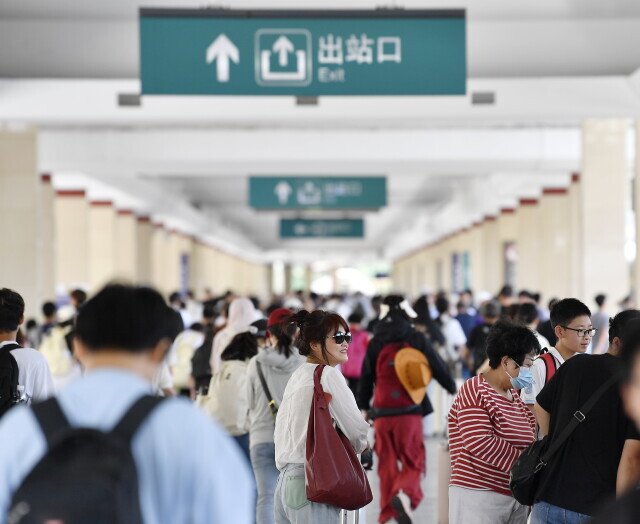 轻装出行、宠物同行，暑运期间高铁出行有何新体验