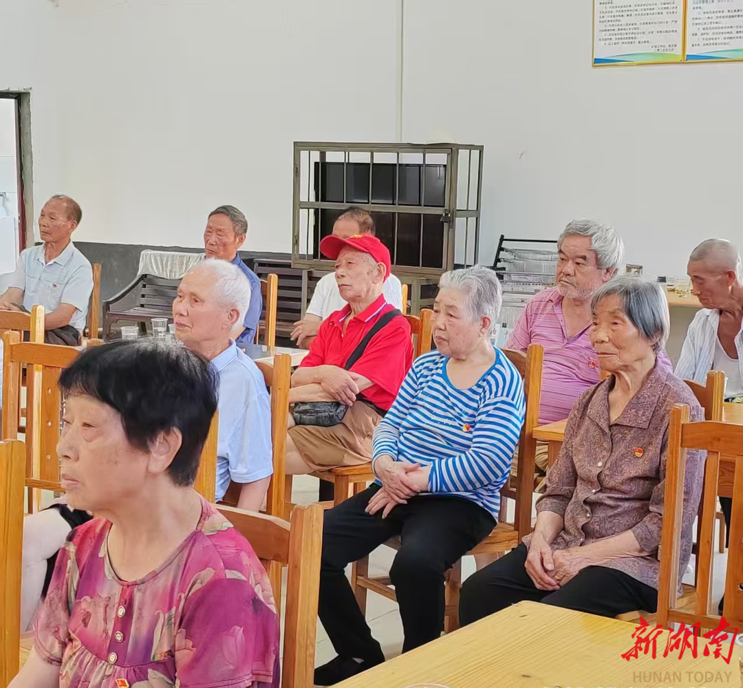 点亮红色七月！杉山镇恩口社区开展主题党日活动