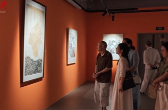 千年文脈與當(dāng)代筆韻交響 “水墨瀟湘——湖南省中國(guó)畫作品展”在長(zhǎng)沙天一美術(shù)館開(kāi)幕