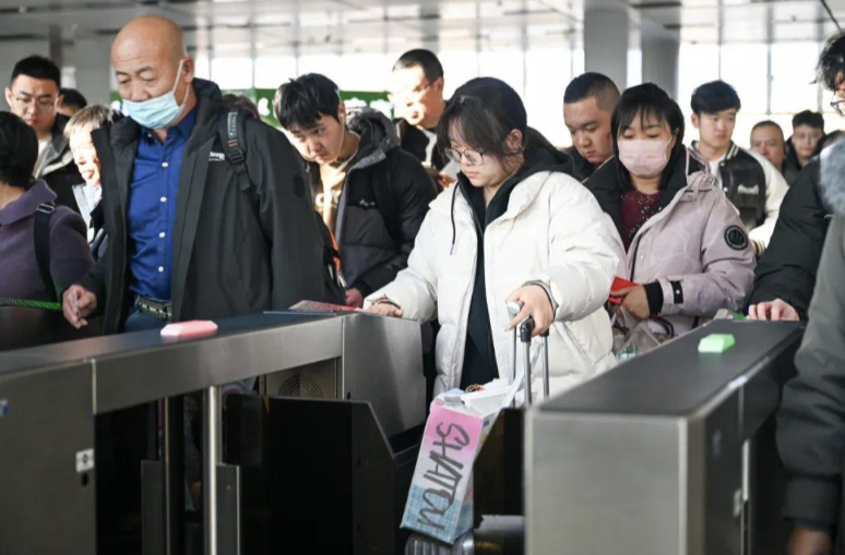 暑运模式开启 这些铁路福利千万别错过
