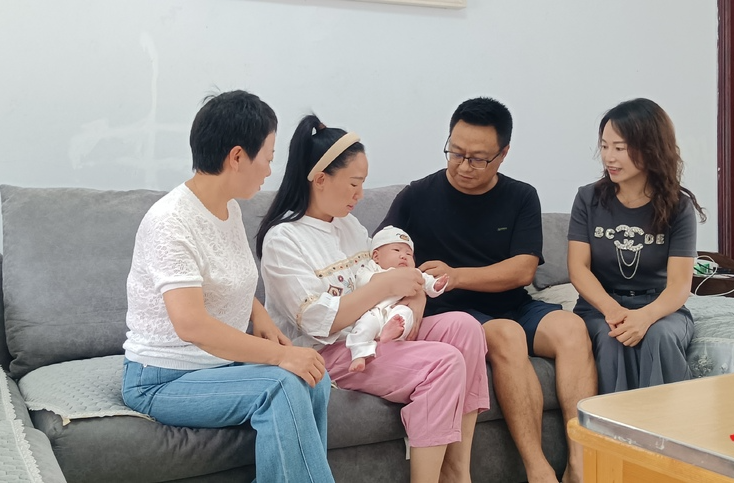 湘西這對農(nóng)村夫婦圓了十余年的“父母夢”