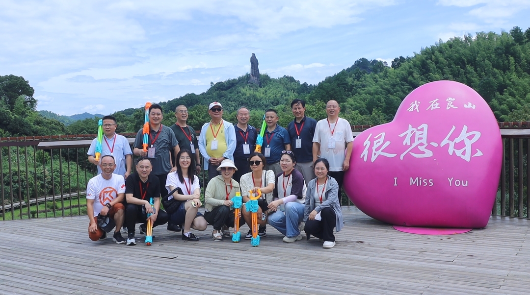 湖南新宁：“取经补钙”为别开生面的主题党日注入“振兴动能”