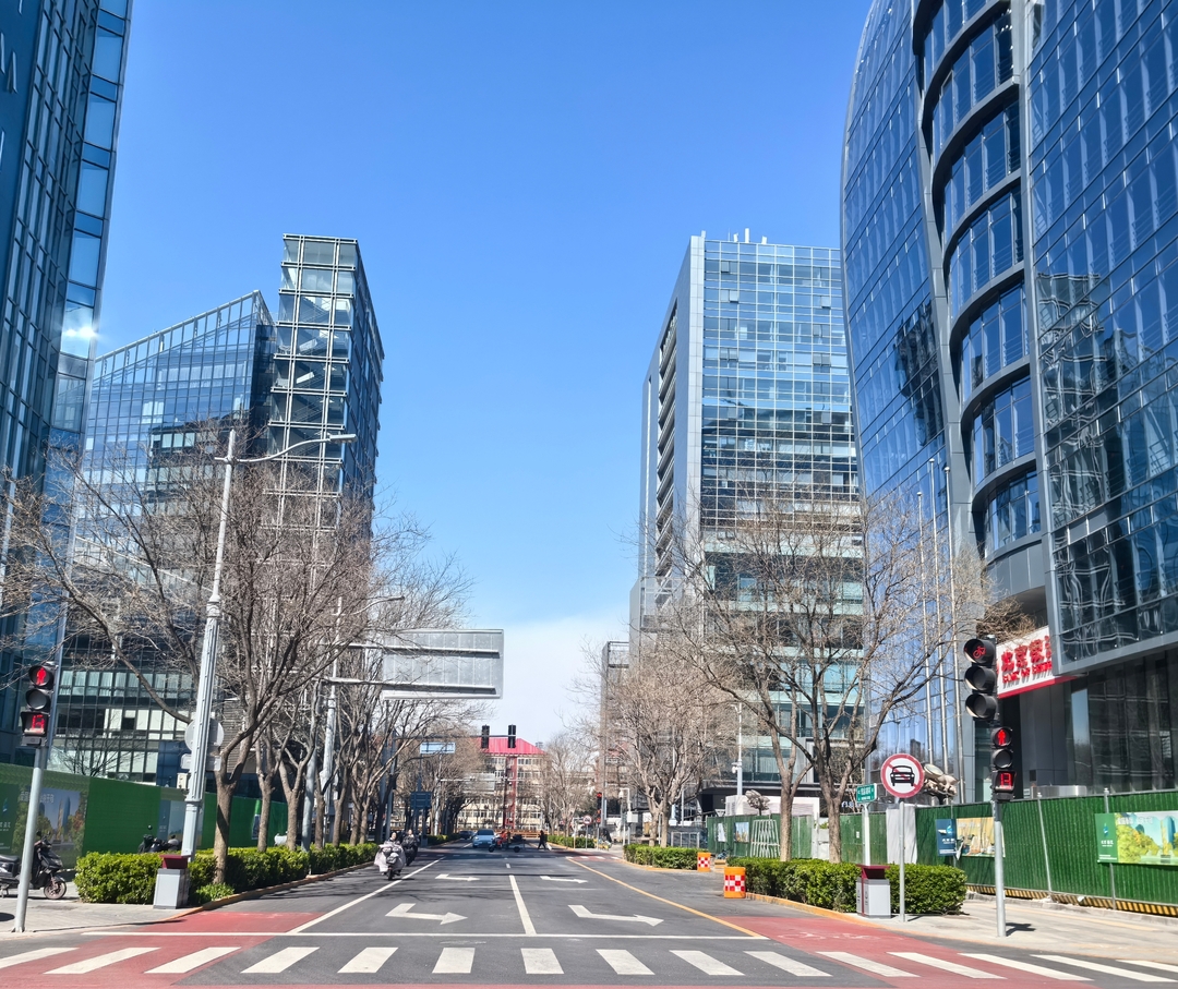 熱出病了，不是中暑！“夏季典型病人”涌現(xiàn)，要安然度夏，得留意不少細節(jié)！