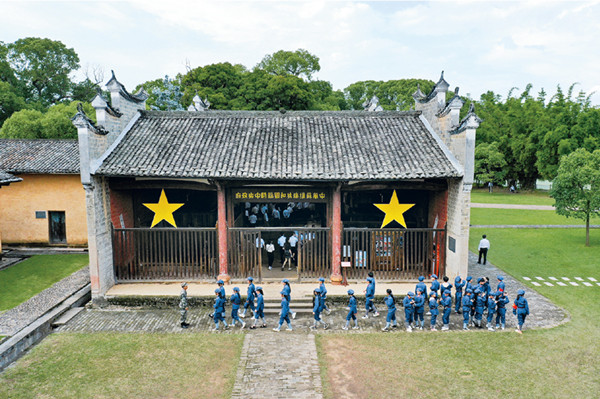 沿著這條時(shí)間線，了解我國(guó)根本政治制度的發(fā)展歷程