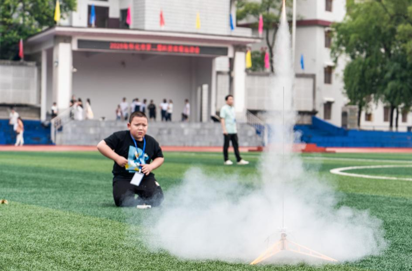 省青少年科技體育比賽即將啟幕，3200名青少年將在洪江市安江鎮(zhèn)逐夢藍(lán)天