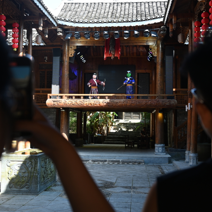  侗族“咚咚推”——穿越660年的儺戲活化石