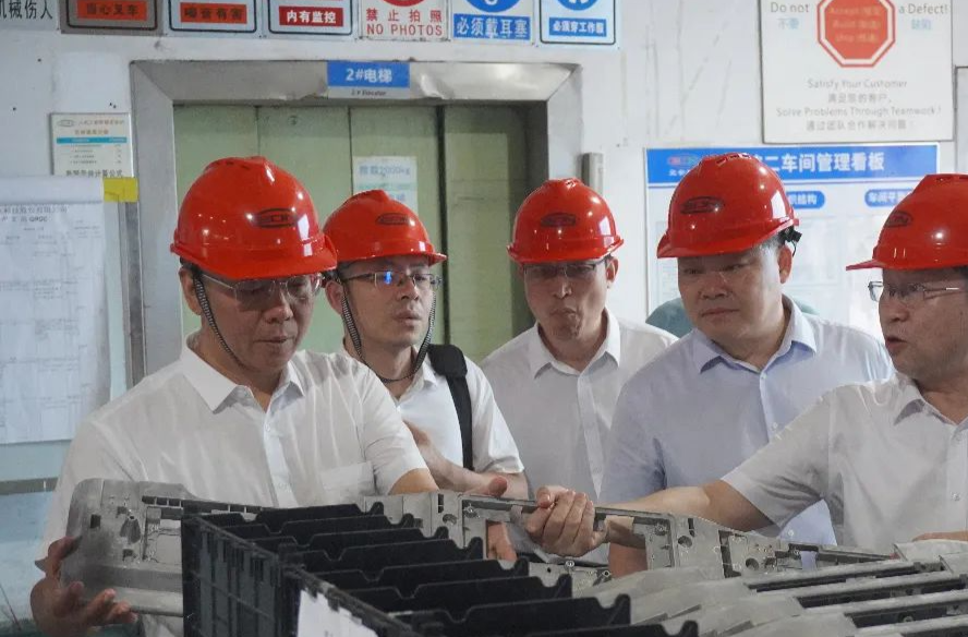 曹慧泉在深圳东莞考察，走访华为、比亚迪等企业