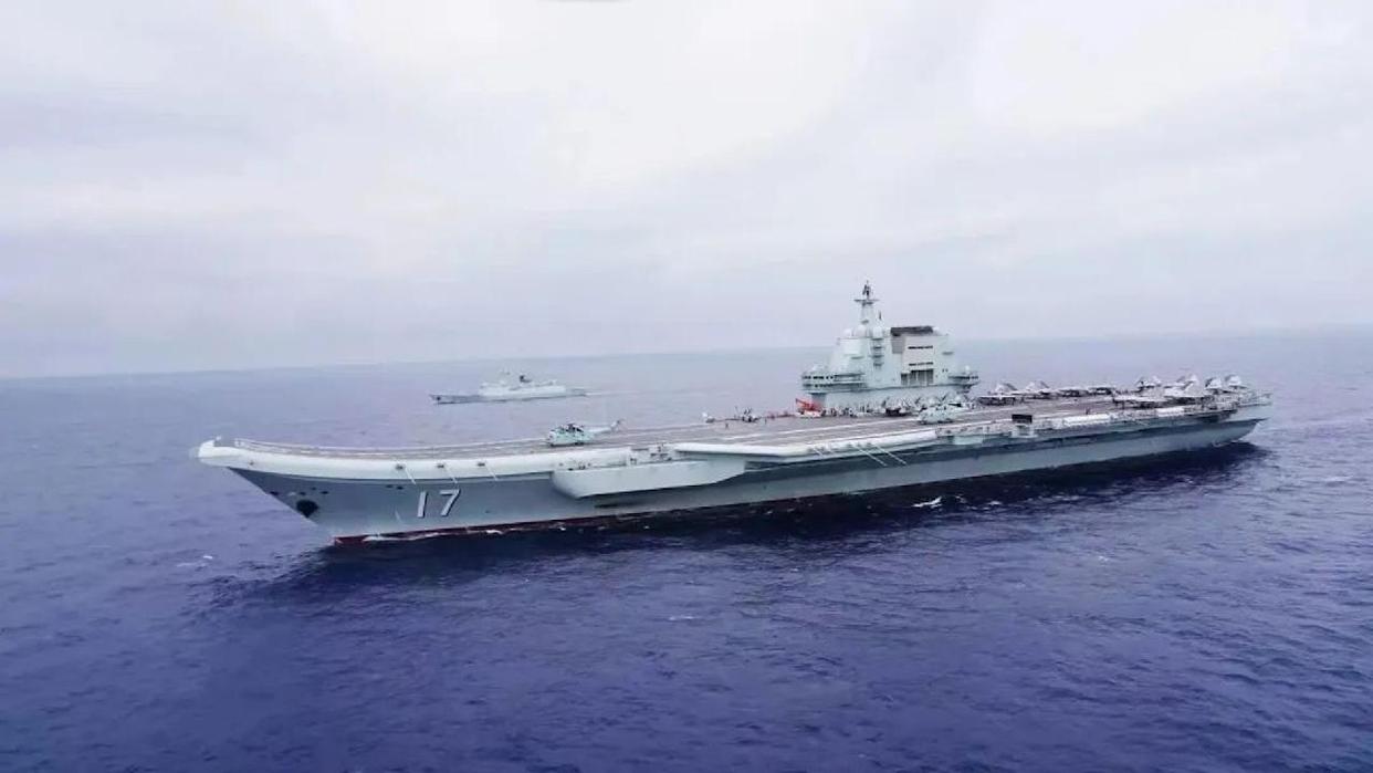 岳麓山評(píng)論丨山東艦訪港：鑄安全盾，聚家國(guó)心