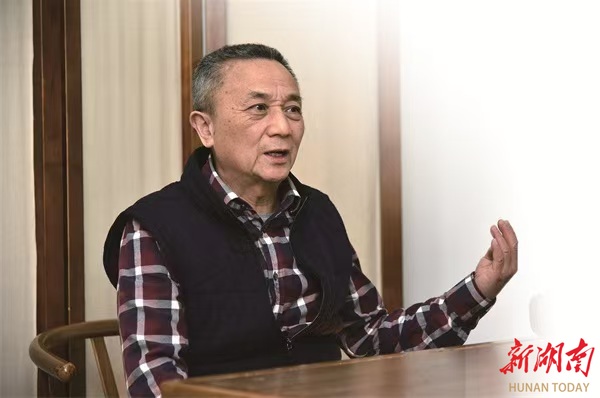 小鎮(zhèn)里的正骨大醫(yī)