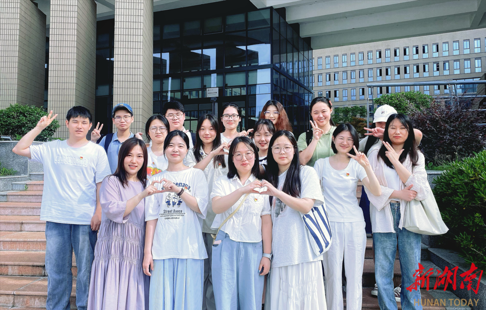 年度影響力人物！湘潭大學(xué)這位輔導(dǎo)員獲評