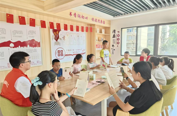 愛“蓮”說丨雨湖區(qū)全域清廉建設(shè)新圖景：從“紅廉課堂”到“萬家承諾”
