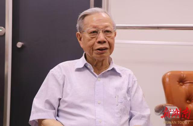 學其成時念吾師禤國維教授的弟子追憶與恩師交往的點滴往事(一)