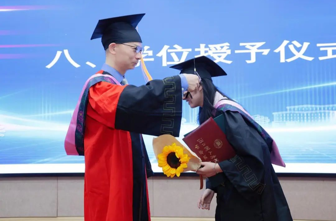 搶手的家政本科生，擊穿了哪些偏見？