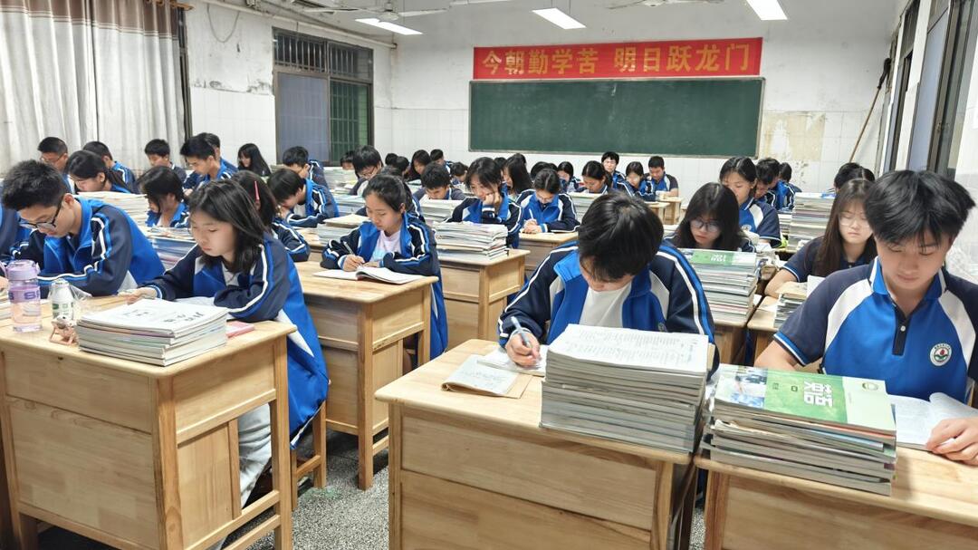 火苗基金會再伸援手！衡南五中辦學條件持續(xù)升級