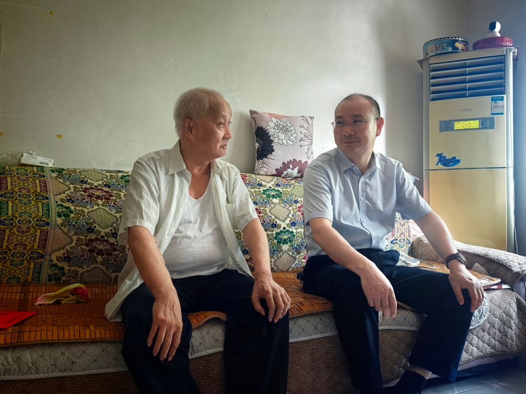 湖南交通職院開展“七一”走訪慰問活動