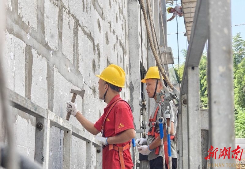 防暑防火保安全，长沙县建筑工地开启“夜间模式”