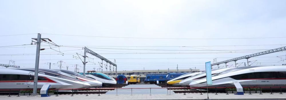 速度與未來！世界高鐵大會(huì)看中國列車如何“領(lǐng)跑”